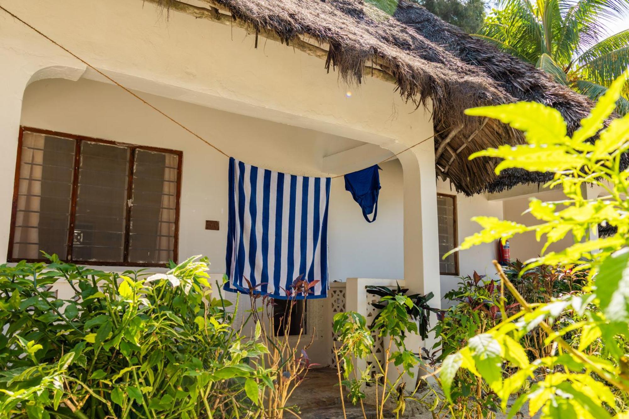 Pili Pili Beach Bungalows Jambiani  Exterior foto